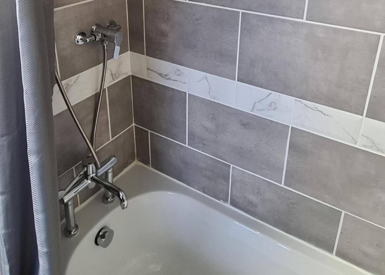 Inviting 1-Bed Apartment In Campbeltown Loch Views Exteriör bild